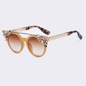 Winla New Fashion 2017 Cat Eye Sunglasses Women Luxury Diamond Decoration Reflective Coating Mirrors Shades UV400 Protection